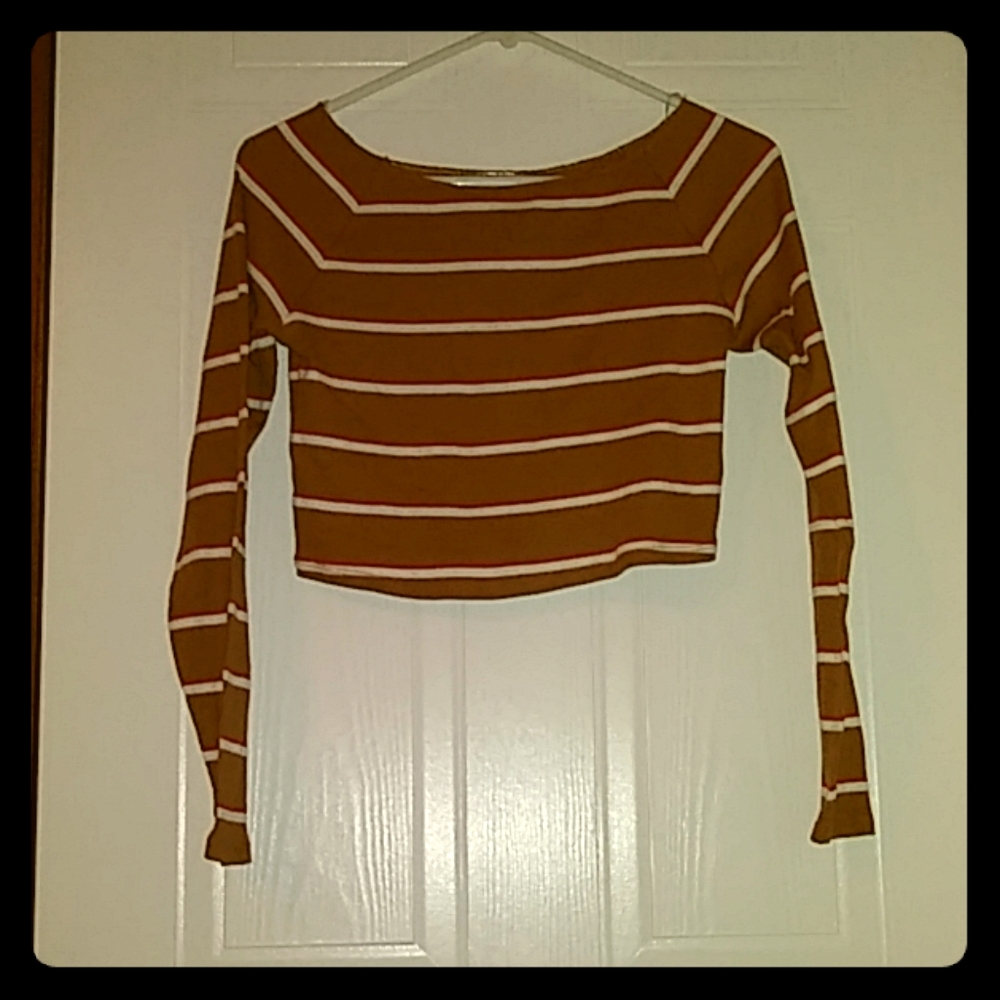 🆕Long sleeve crop top🆕